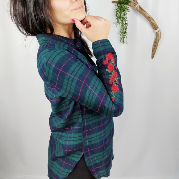 CURRENT AIR green plaid rose embroidery top 0745 - Picture 2 of 8
